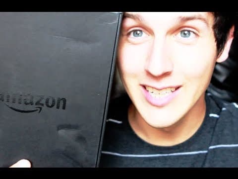 KINDLE UNBOXING & HAUL! thumbnail