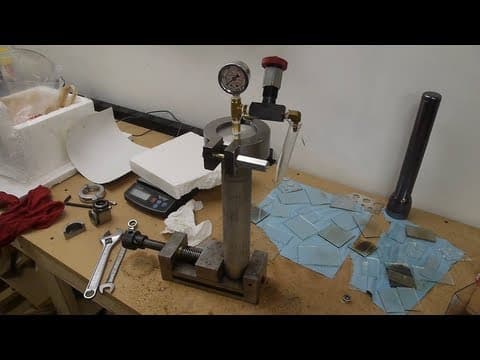 Custom supercritical CO2 chamber with easy-to-use lid clamp thumbnail