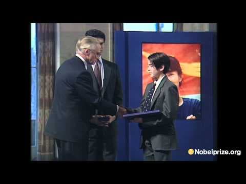 1991: Aung San Suu Kyi Receives the Nobel Prize thumbnail