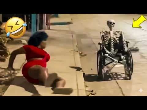 Best Funny Videos Of 2025 😂😁 TRY NOT TO LAUGH Funny Videos thumbnail