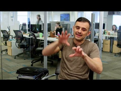 How to Start Your Entrepreneurial Journey Like Gary Vaynerchuk thumbnail