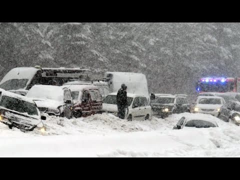 Icy Road Madness in Poland Today! Heavy Blizzard Causing Many Accident in Zakopane thumbnail
