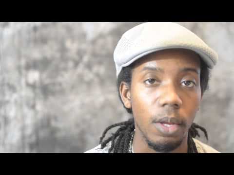 How to Become a Graphic Designer - Roberto Blake thumbnail