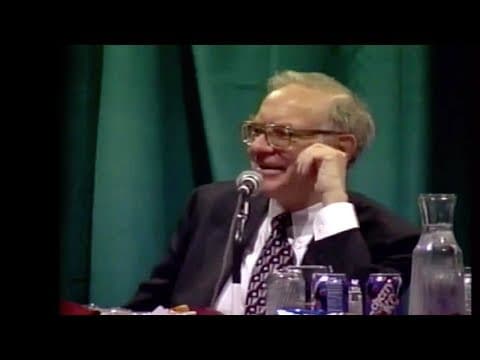 Warren Buffett: Should you wait for a market crash to buy stocks? thumbnail