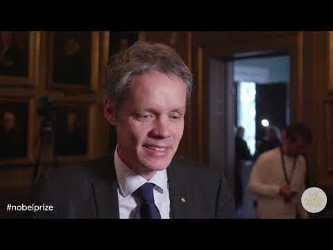 Interview about the 2019 Nobel Prize in Physics "This is a discovery of the universe, in a sense." thumbnail