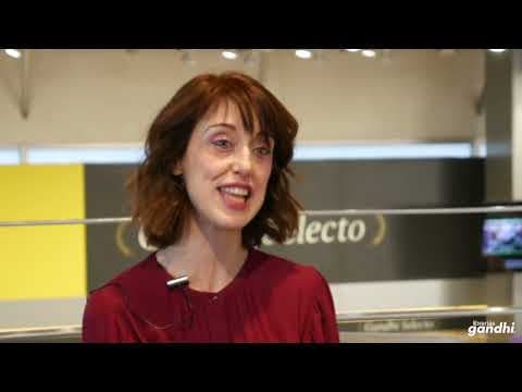 Irene Vallejo sobre el poder salvador de leer thumbnail