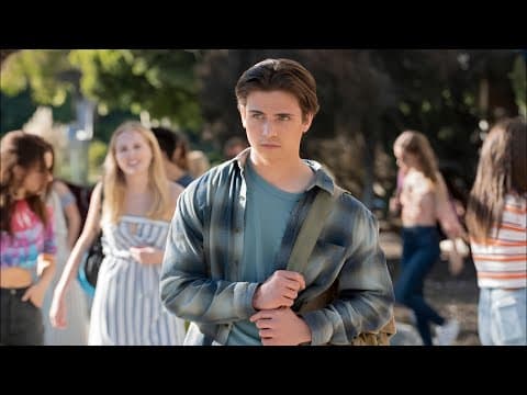 Ugly Boy Always Bullied, He Turns Into The Most Good-Looking Boy by the Beauty Queen of The School thumbnail