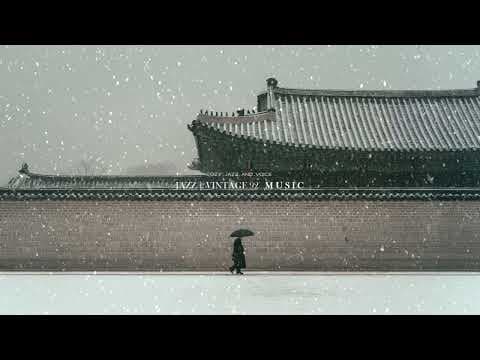 [playlist] 눈 내리는 돌담 길, 고요한 발걸음 | JazzVintage92 · Winter Notes thumbnail