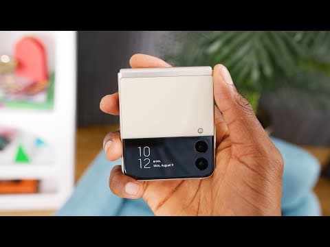 What Makes the Samsung Galaxy Z Flip 3 Stand Out? thumbnail