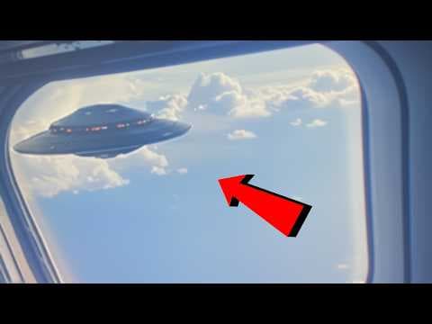 Massive UFO Sighting Freaks Out Passengers & Entire Plane! thumbnail