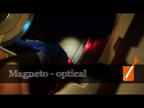 Control light with heat and magnets (Magneto-optical Kerr effect) thumbnail