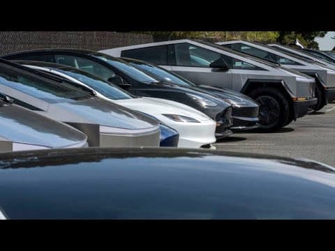 EV, Self-Driving Competition Kicks Into Higher Gear in 2026 thumbnail