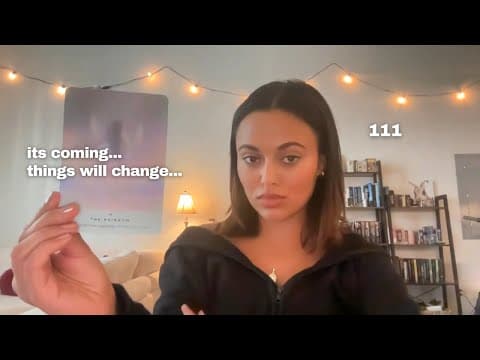 August 2025 tarot reading thumbnail