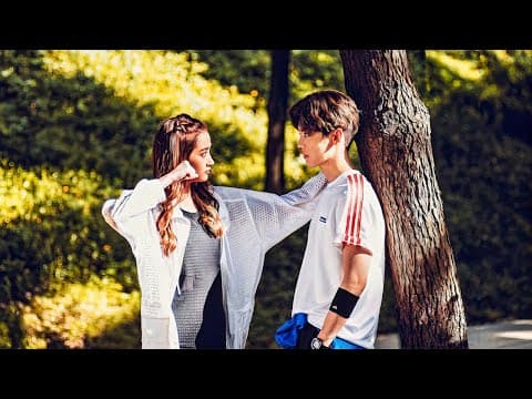 A crazy rich millionaire's daughter unexpectedly falls in love with a simple boxer thumbnail