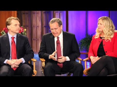 A rare interview with Ted Weschler, Todd Combs, Warren Buffett & Tracy Britt Cool (2014) thumbnail