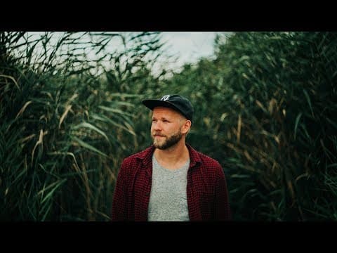 Can A $30 VINTAGE LENS Be ANY GOOD?!? thumbnail
