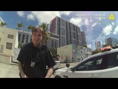 Fake Cop Does Traffic Stop And Gets Arrested By Real Cop thumbnail