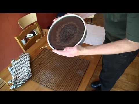 How to make fondant cakes - complete tutorial - Part 1 thumbnail