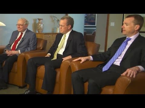 Why Did Warren Buffett Choose Todd Combs and Ted Weschler for Berkshire Hathaway? thumbnail