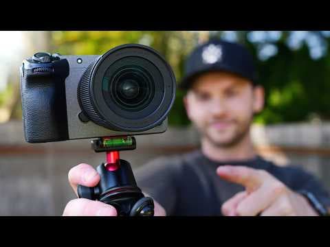 Best Vlogging Lenses for Sony 2026 (Cheap to Expensive) thumbnail