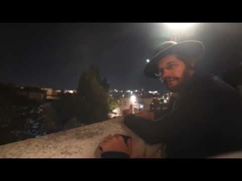 הגאון הינוקא - בשיחה חשובה על גג קבר דוד | The Yanuka - English subs thumbnail
