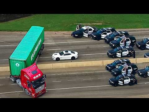 Highway Heroes: Good Samaritans on the Road thumbnail