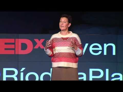 TEDxJoven@RíodelaPlata - Liliana Bodoc - Mentir para decir la verdad thumbnail