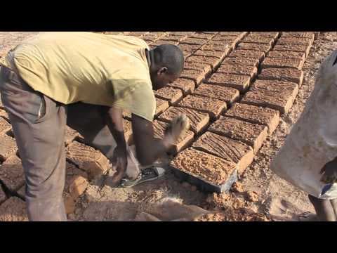 How to Build a House Using Mud Bricks Like in Africa thumbnail
