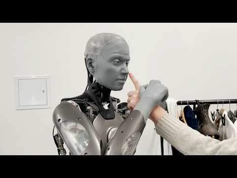 This AI says it's conscious and experts are starting to agree. w Elon Musk. thumbnail