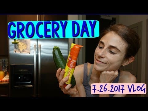 Vlog: Smoothie bowl, GROCERY DAY, SKIN CARE, TINTED SPF 🍵🛍☀ thumbnail