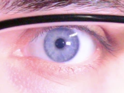 How Many Megapixels Does the Eye Really Need? thumbnail
