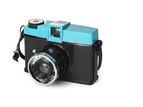 How Many Total Photos Have Been Taken Worldwide? thumbnail