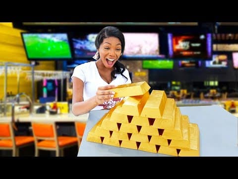 Tipping Waitresses With Real Gold Bars thumbnail
