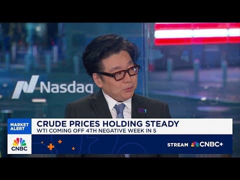 The S&P 500 could reach 7,500 by year-end, says Fundstrat's Tom Lee thumbnail